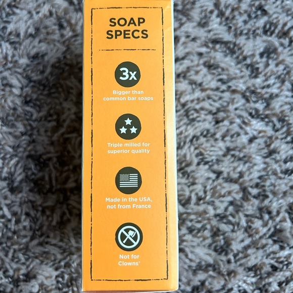 Duke Cannon Supply Co. Big Ass Brick of Bay Rum Soap – Citrus Musk (10 oz) - Picture 2 of 4